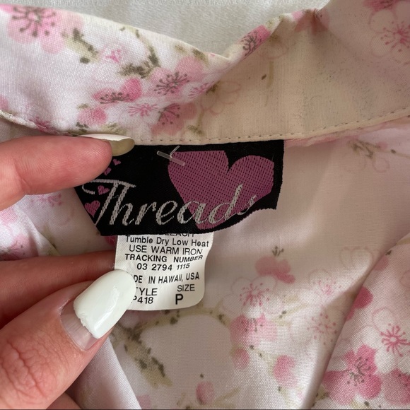 Floral Collared Top - Picture 4 of 4